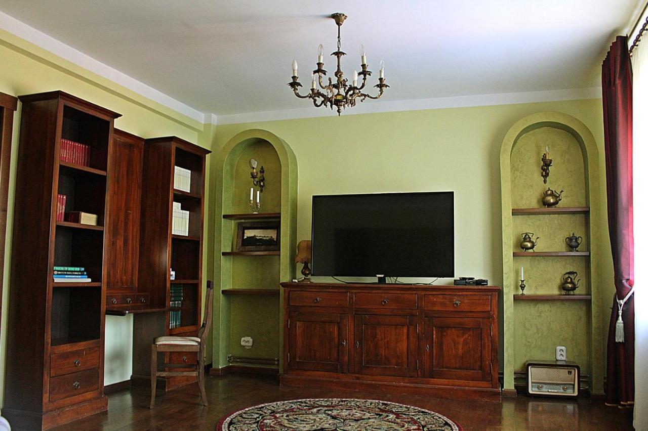 Antik Apartment Сибиу Экстерьер фото